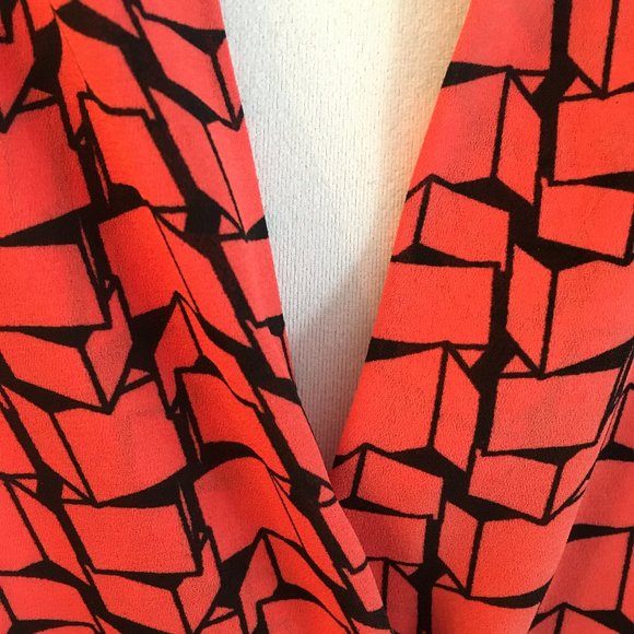 Pleione  - Surplice Roll Sleeve High/Low Blouse - Picture 6 of 9